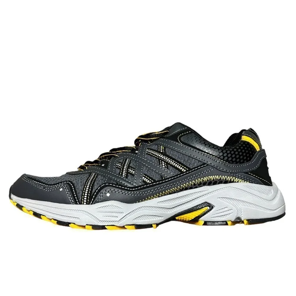 NWOT Fila men activewear sneakers size 10